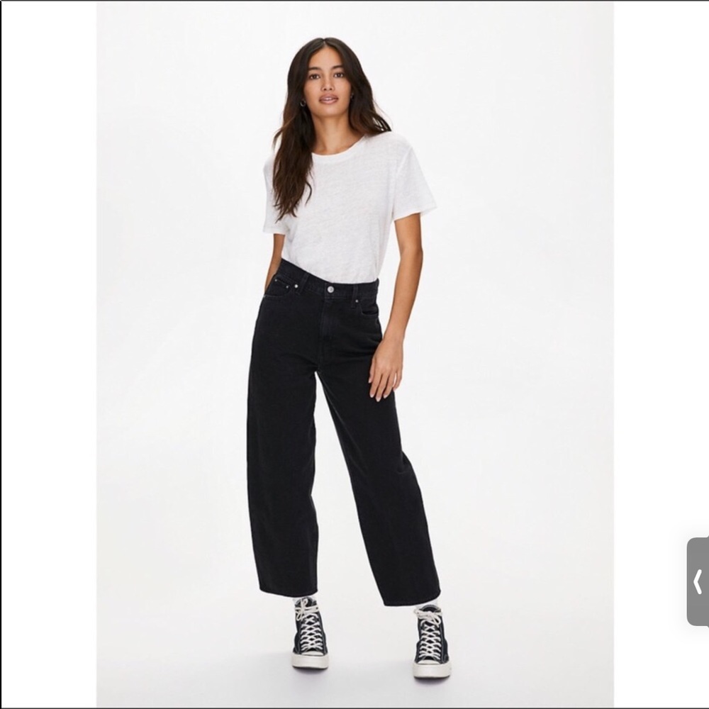 New Aritzia Levis’s High Waist 80’s Balloon Jeans Sold Out Style